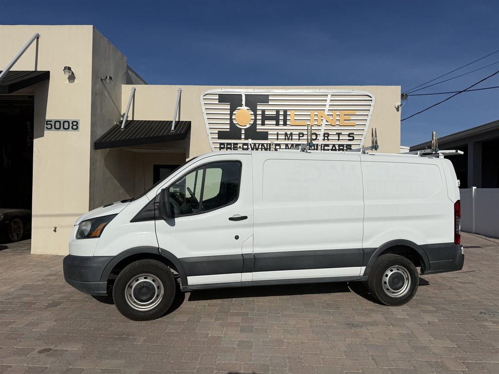 2017 Ford T250 Vans