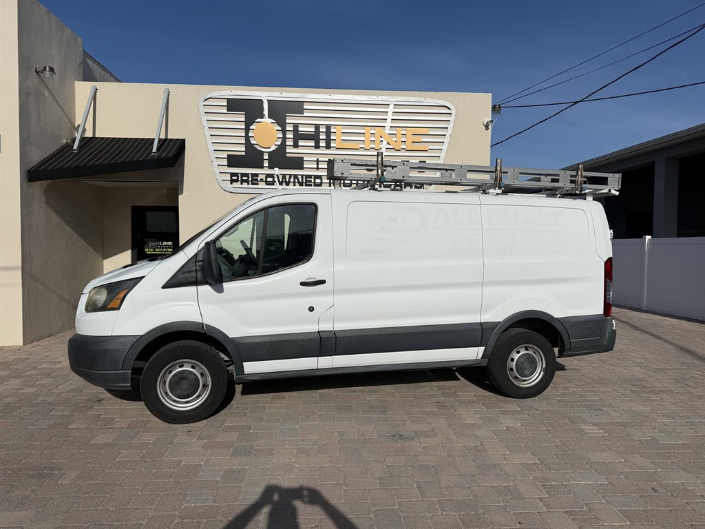2016 Ford T250 Vans